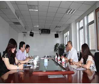中國電力發(fā)展促進會秘書長一行到中海陽洽談合作