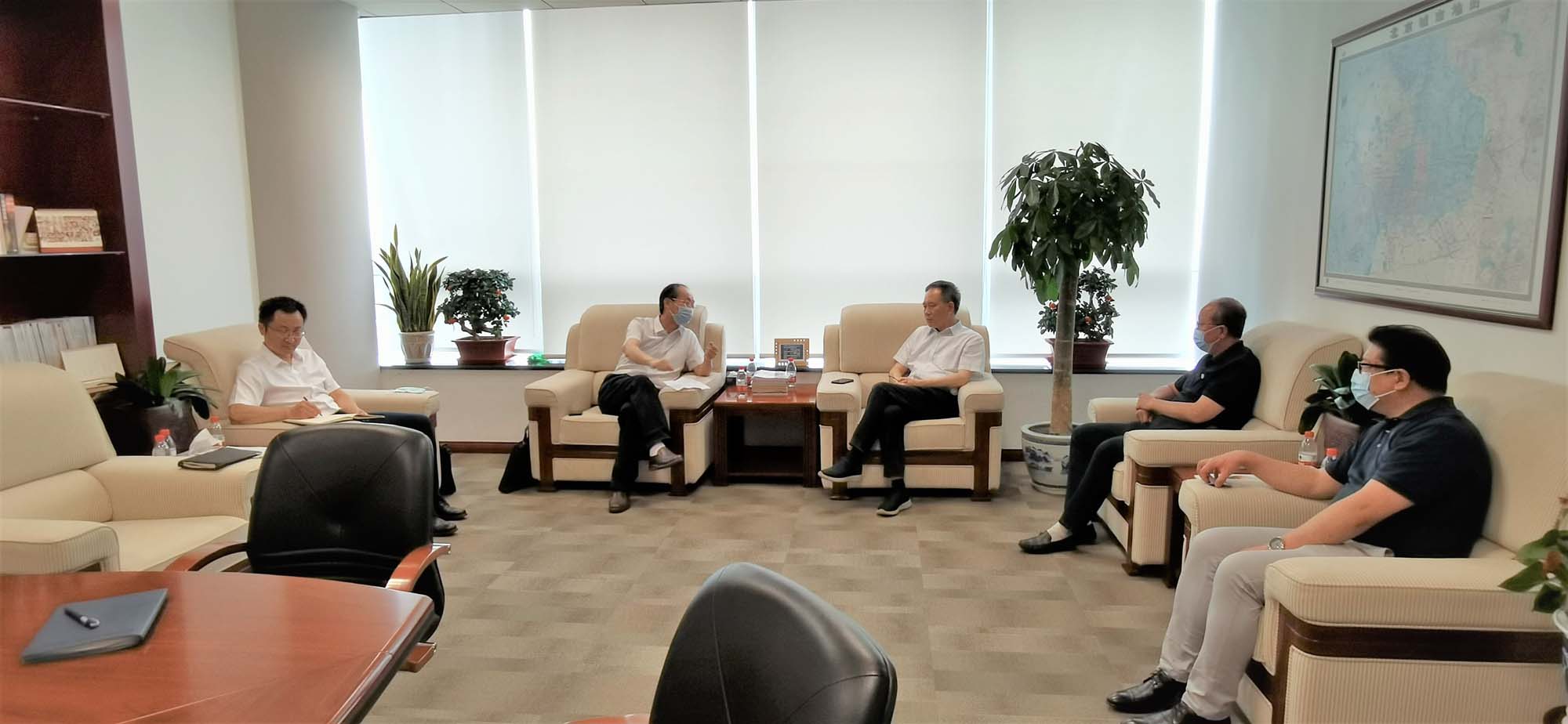 中國電力發(fā)展促進(jìn)會(huì)一行走訪全球能源互聯(lián)網(wǎng)研究院