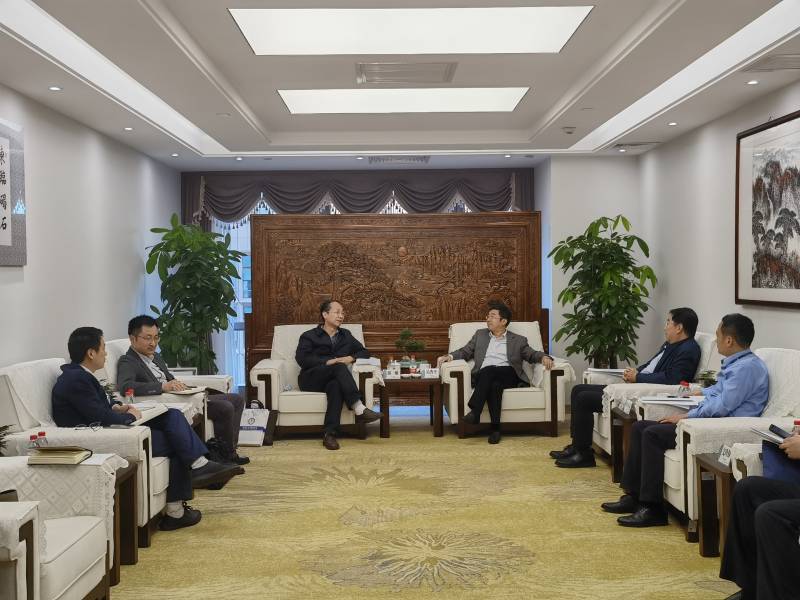電促會一行走訪國網(wǎng)大數(shù)據(jù)中心，與中心吳杏平主任、沈亮副主任座談